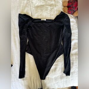 Aritzia Babaton Contour Squareneck Bodysuit